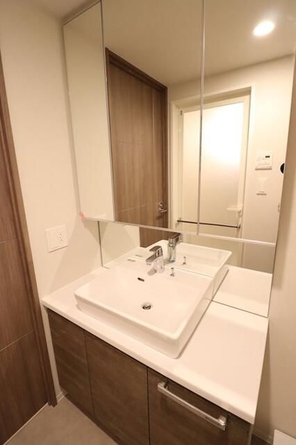 ジェノヴィア浅草Ⅵスカイガーデンの洗面所