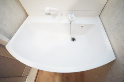 【独立洗面台】 | カーサみつわ台 F | ※同物件・反転タイプの写真です。