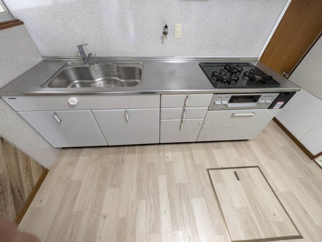 白水戸建のキッチン