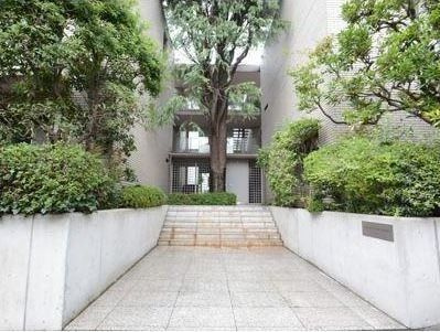 広尾シダーコートのエントランス|※別部屋参照