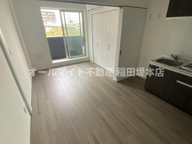 川崎市多摩区宿河原６丁目の賃貸マンションの居間・リビング