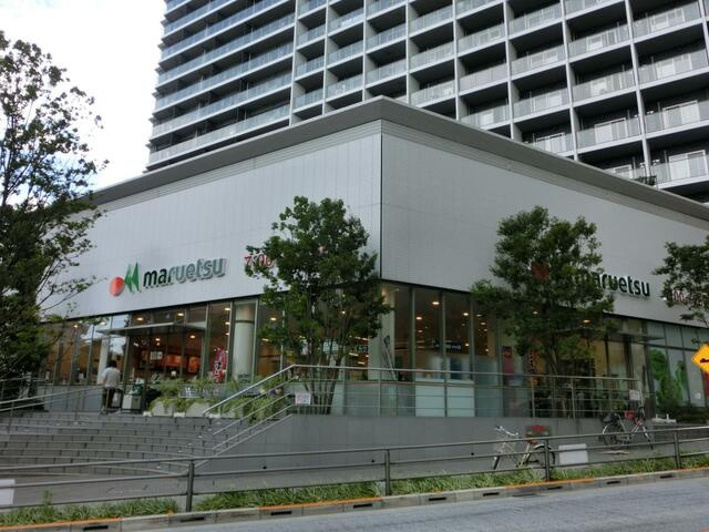 マルエツ新宿六丁目店まで364m