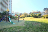 新宿区立富久さくら公園まで522m