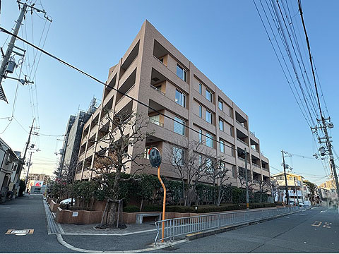 ステイツ千里山西ヒルズコンチェルトの外観