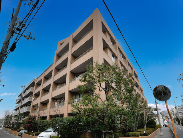 ステイツ千里山西ヒルズコンチェルトの外観