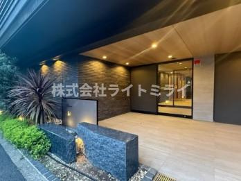 ディアスタ早稲田諏訪通りのエントランス