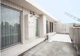 イニシアイオ武蔵小山のバルコニー