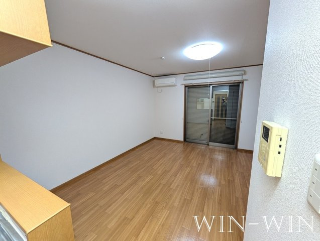 ベルクレスト大岩参番館の居間・リビング