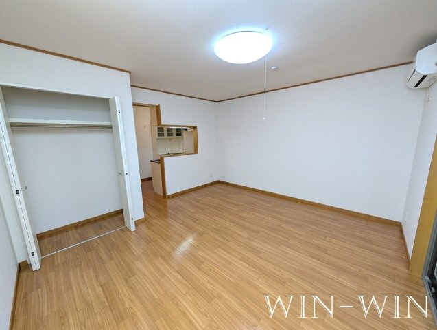 ベルクレスト大岩参番館の居間・リビング