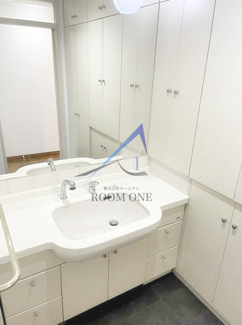 Ｐｌａｔｉｎｕｍ　Ｃｏｕｒｔの洗面所|洗面台です。