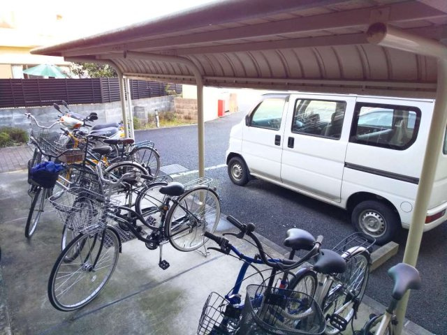 レオパレスＭＫアパートメントのその他|駐輪場