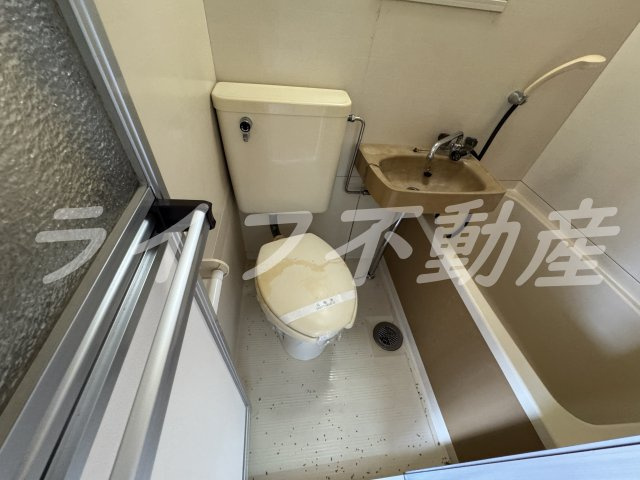 クリオコート86のトイレ|落ち着いた色調のトイレです