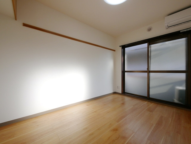 川崎市多摩区登戸の賃貸マンションの寝室|別部屋参考