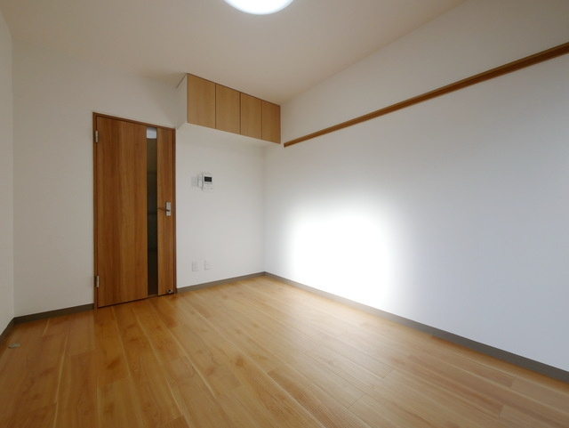 川崎市多摩区登戸の賃貸マンションの洋室|別部屋参考