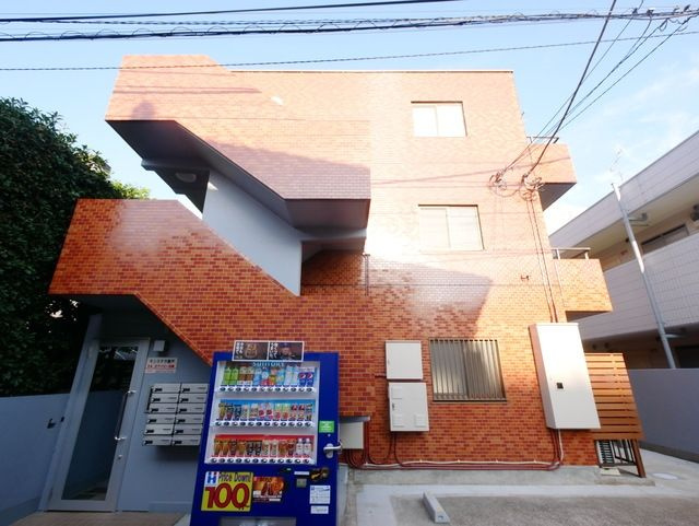 川崎市多摩区登戸の賃貸マンションの外観