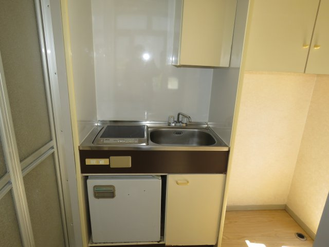川越市霞ケ関北４丁目のアパートのキッチン|反転タイプ