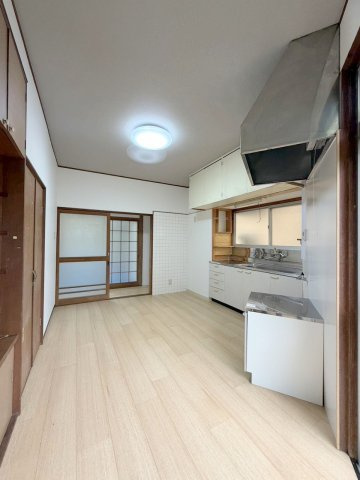廿日市市八坂２丁目の一戸建ての居間・リビング