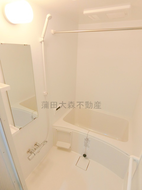 プライムガーデン池上WESTの浴室|浴室乾燥機付きのバスルーム　お風呂