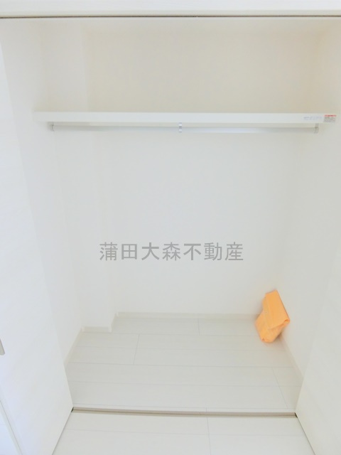 プライムガーデン池上WESTの設備|リビング収納