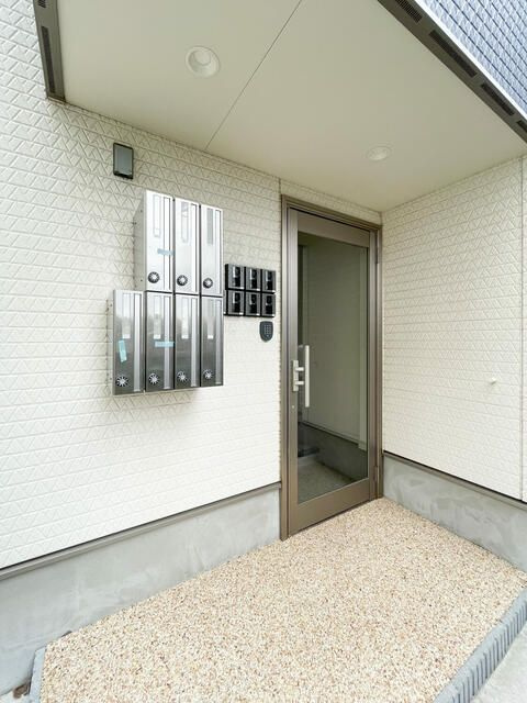 リベルテ春日部のエントランス