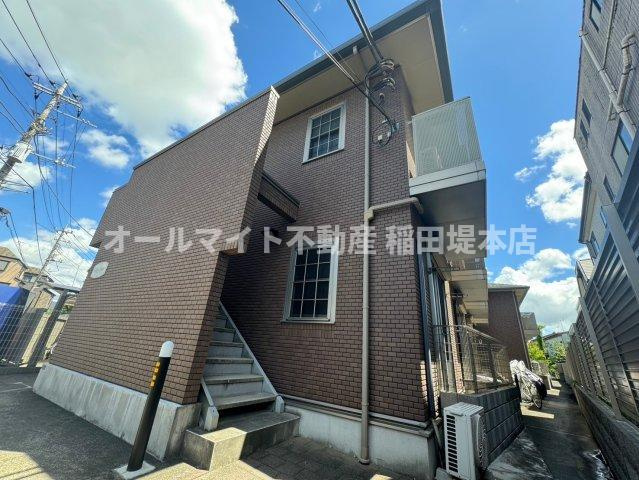 川崎市多摩区中野島２丁目のアパートの外観