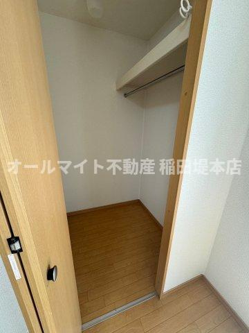 川崎市多摩区中野島２丁目のアパートの収納