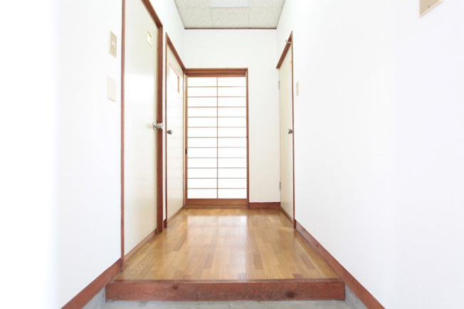 【玄関】 | 千馬ビル