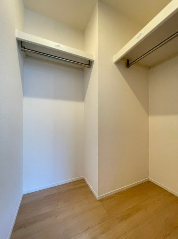 YKメゾン向陽の収納