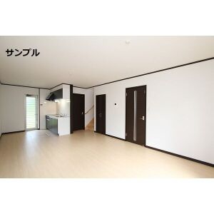熊澤様戸建賃貸住宅A棟の居間・リビング