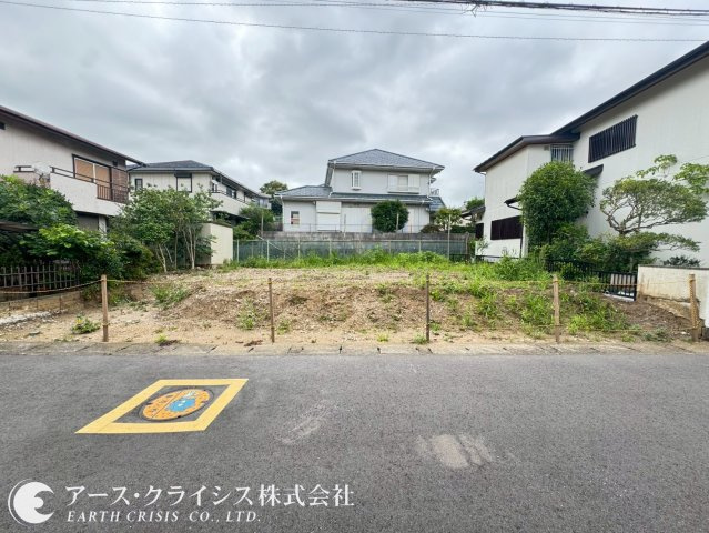 【外観】 | 我孫子市つくし野15期 | 建築条件なし。思い描いたマイホームを、そのままカタチに。陽当たりも良く、ガーデニングや家庭菜園にもぴったりのゆとりある敷地。資産としても魅力のある立地で、将来を見据えた住まい選びを。