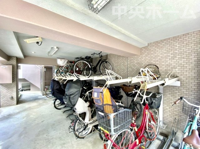 アーバンキャッスル江戸川駅前の駐輪場|【自転車置き場】無料です