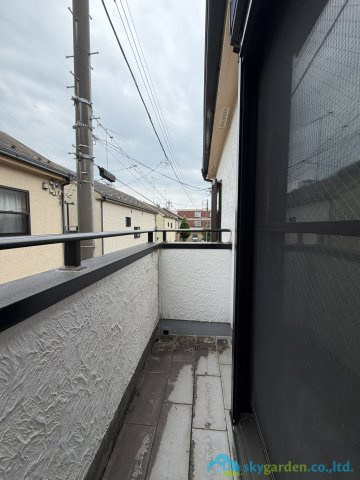 厚木市栄町2丁目　中古戸建　のバルコニー