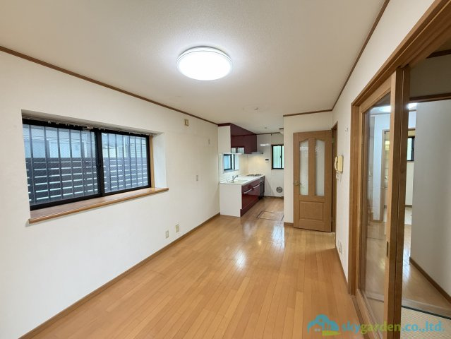 厚木市栄町2丁目　中古戸建　の居間・リビング