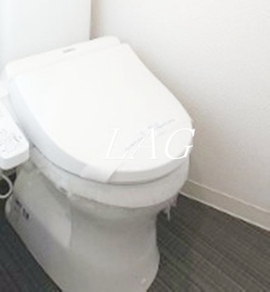 【トイレ】 | プレセダンヒルズ向島East | トイレです。
