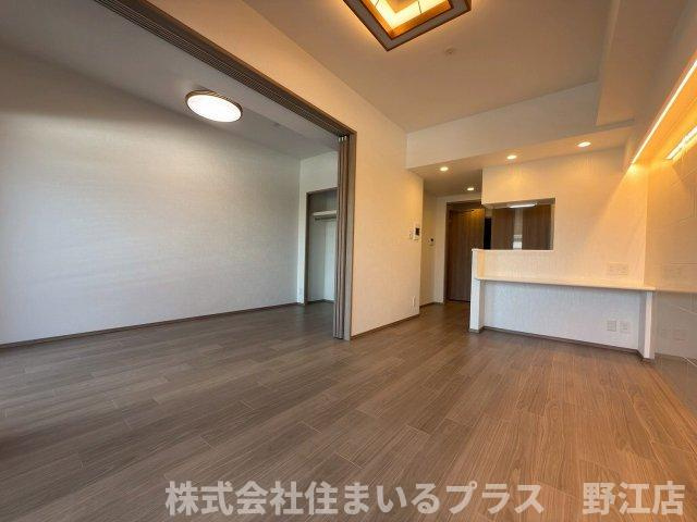 プレジオ城東の居間・リビング