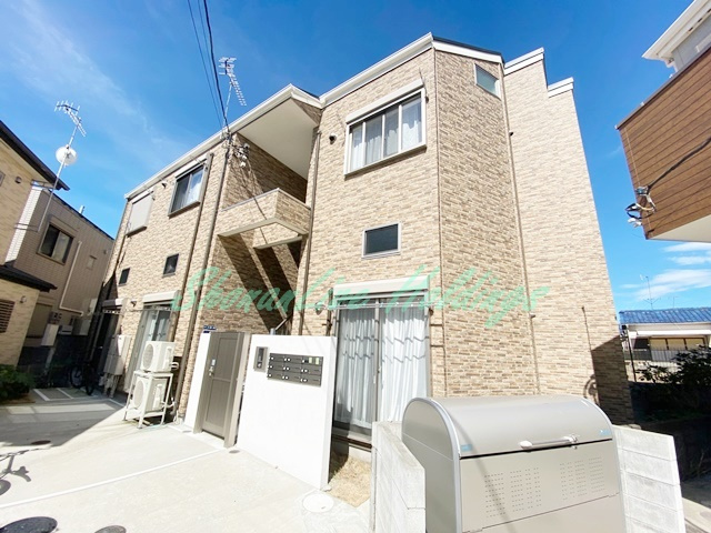 茅ヶ崎市赤松町のアパート