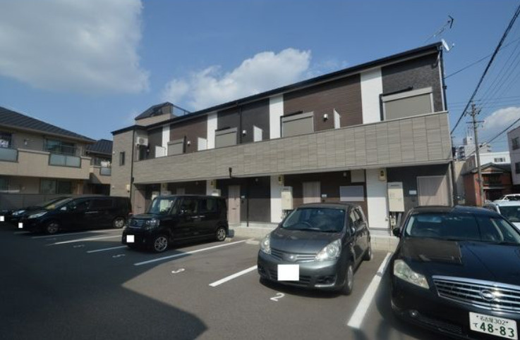 Noah八熊の駐車場