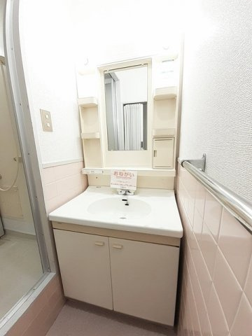 瀬戸館の洗面所