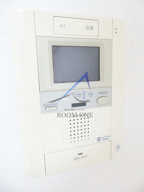 ガーラ・ヒルズ目黒東山のセキュリティ|モニター付インターホンです。