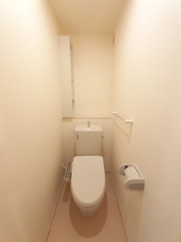 オリーブのトイレ|コンパクトで使いやすいトイレです