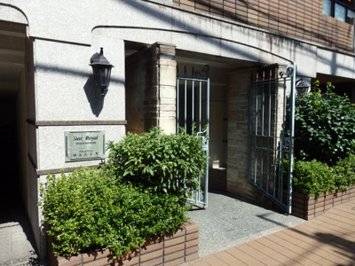  | スターロワイヤル四谷大京町