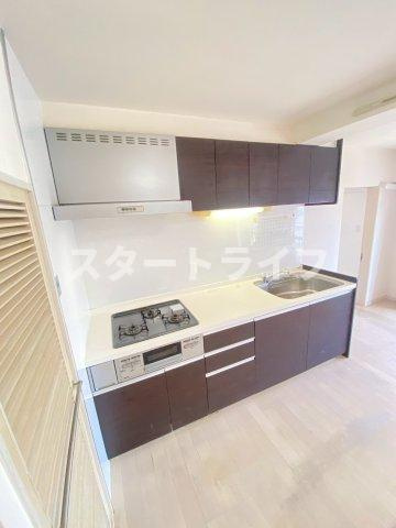 大阪市淀川区三国本町２丁目の賃貸マンションのキッチン