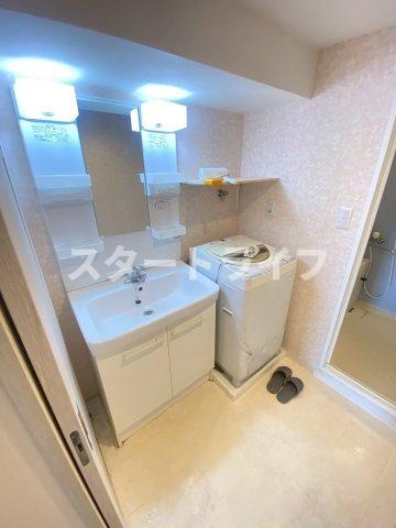 大阪市淀川区三国本町２丁目の賃貸マンションの洗面所