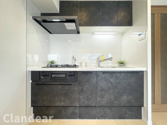 白鳥ダイヤモンドマンションのキッチン|ドキドキの新生活も、安心してスタート。ぴったりの住まいを見つけませんか？クランディアが一緒に住まい選びをサポートします‼　まずは、お気軽にお問合せください　＃クランディア