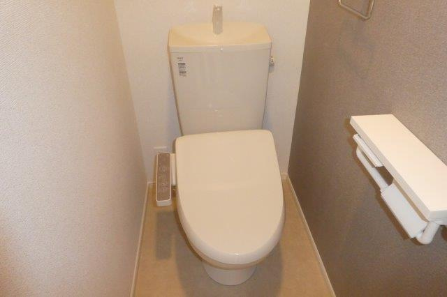 シェソアAのトイレ|ウォシュレット
