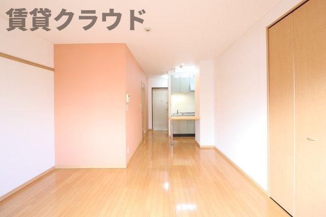 EL SURの居間・リビング|ゆったりとした居間です
