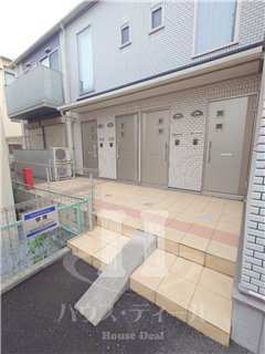 【エントランス】 | ワン ウィッシュ | 落ち着いたエントランスです