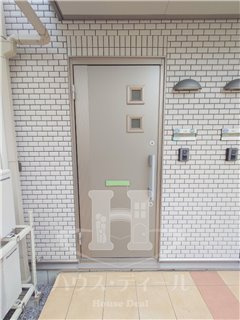 【玄関】 | ワン ウィッシュ | 明るい玄関です