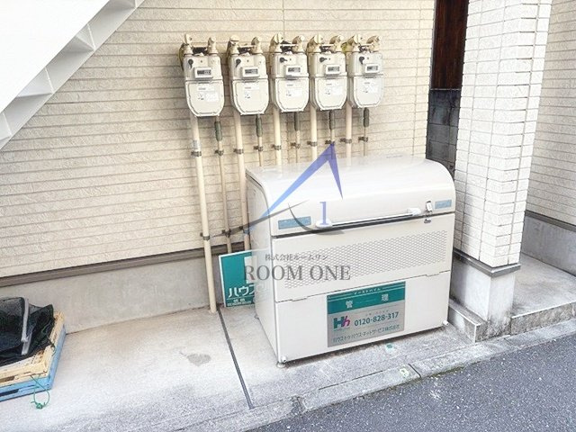 イーストハイムのその他共用部分|敷地内ごみ置き場です。