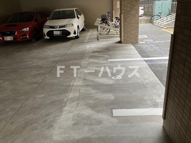 クオーレプロバンス南行徳Ⅱ（Ｆ－０５８）の駐車場